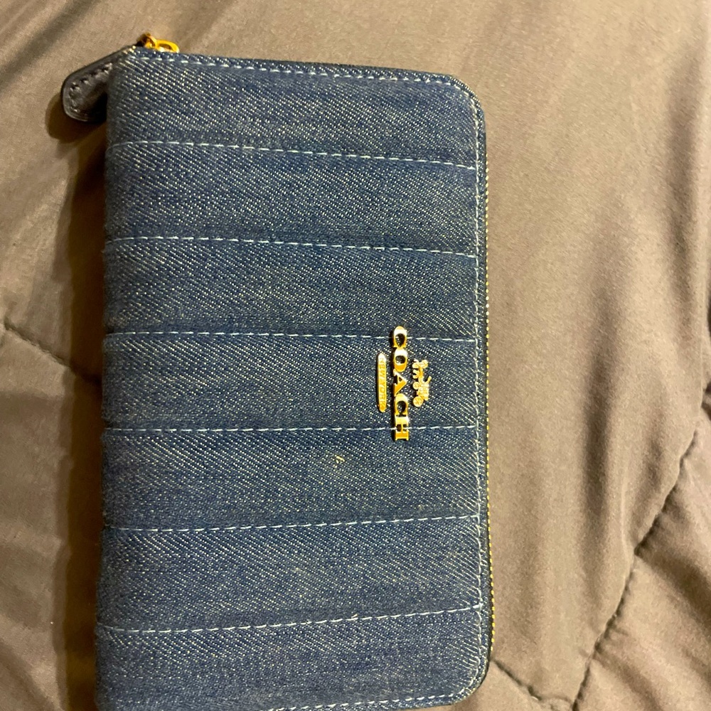 Coach - Zip around wallet, Denim